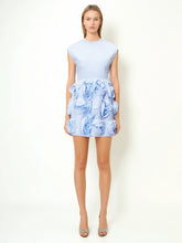 Mini-robe fleurie tridimensionnelle sans manches avec épissure de dentelle
